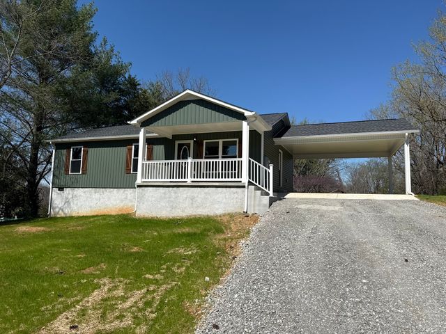 44 Blue Lake Rd, Mcminnville, TN 37110