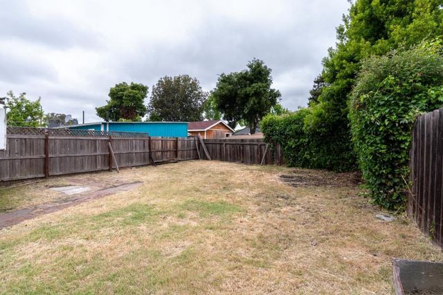 1839 100th Avenue, Oakland, CA 94603