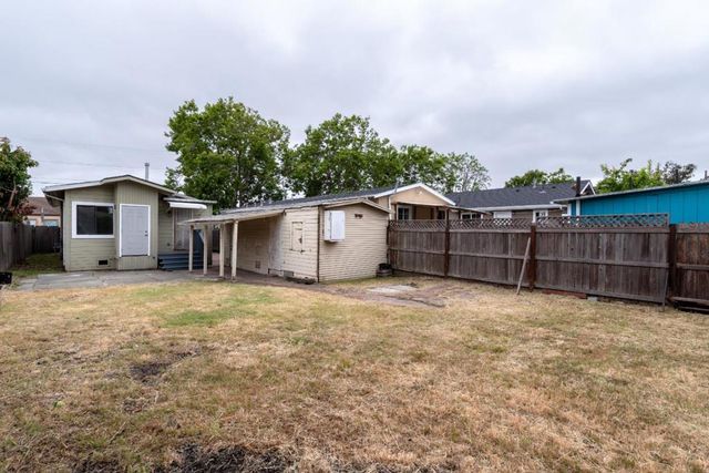 1839 100th Avenue, Oakland, CA 94603