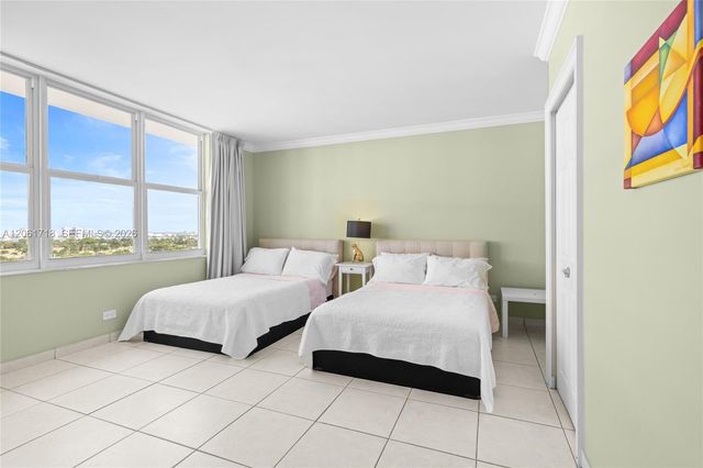 5601 Collins Ave 1515, Miami Beach, FL 33140