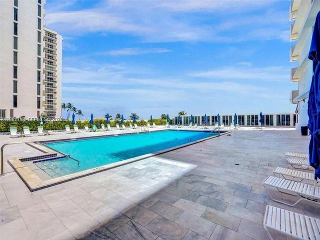 5601 Collins Ave 1515, Miami Beach, FL 33140
