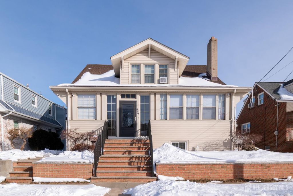 684 Amboy Avenue, Edison, NJ 08837
