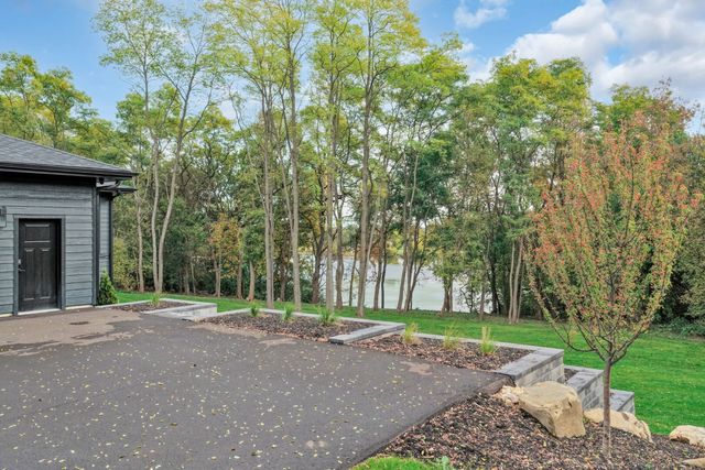 815 N English Settlement Avenue, Burlington, WI 53105