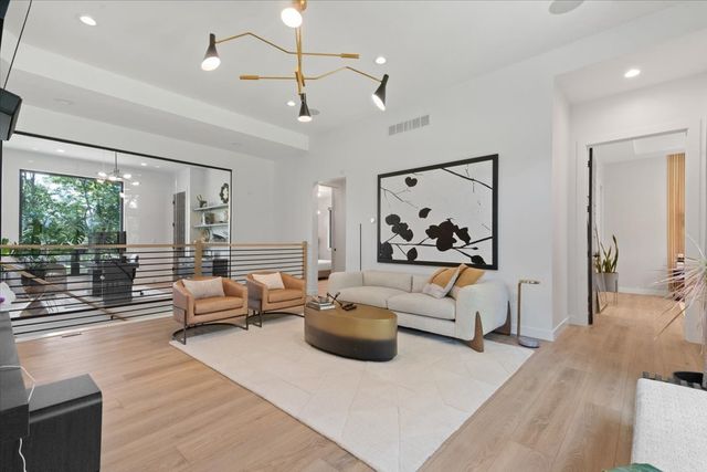 815 N English Settlement Avenue, Burlington, WI 53105