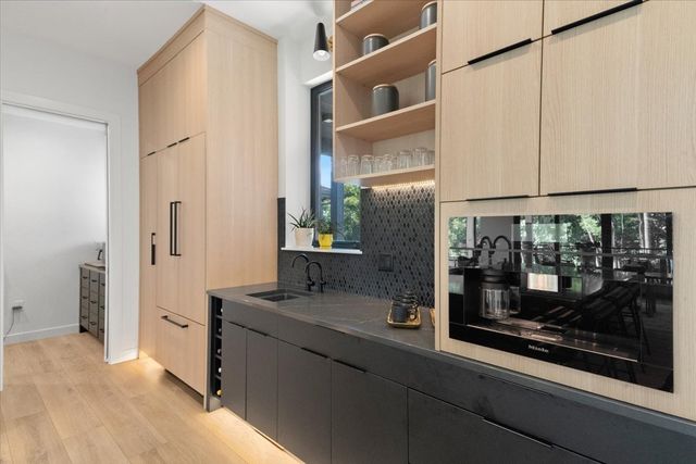 815 N English Settlement Avenue, Burlington, WI 53105