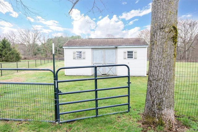 291 Clinton Corners Road, Clinton Corners, NY 12514