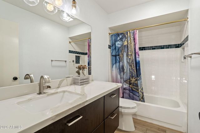 10437 N 9TH Street, Phoenix, AZ 85020
