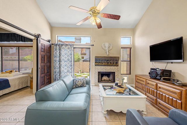 1154 W WINDJAMMER Drive, Gilbert, AZ 85233