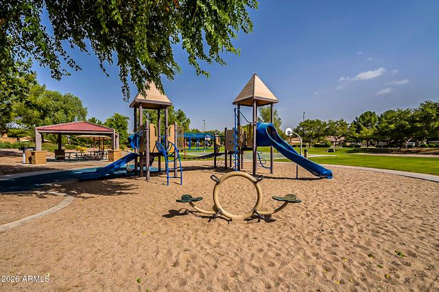 1154 W WINDJAMMER Drive, Gilbert, AZ 85233