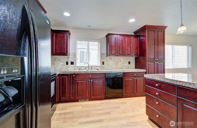 7618 NE 61st Way, Vancouver, WA 98662