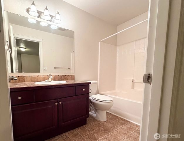 7618 NE 61st Way, Vancouver, WA 98662