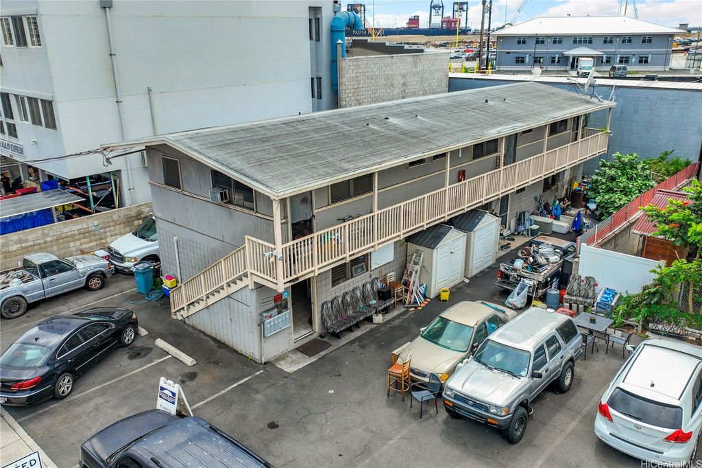 219 Kalihi Street, Honolulu, HI 96819