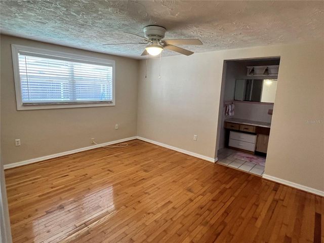 5746 FRIEDLY AVENUE, New Port Richey, FL 34652