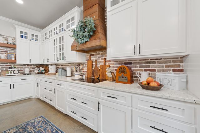 12024 Trailwood Drive, Whitney, TX 76692