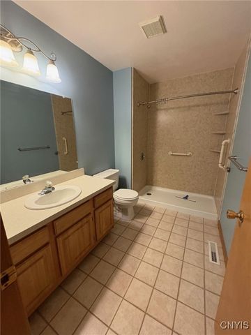 3674 Black Brant Drive, Clay, NY 13090
