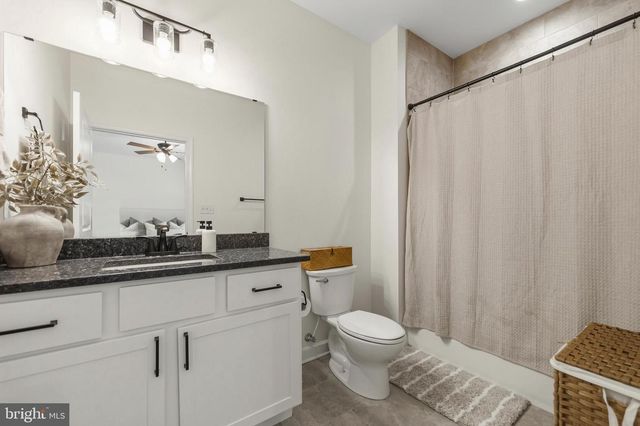 527 GROUSE DR, Winchester, VA 22602