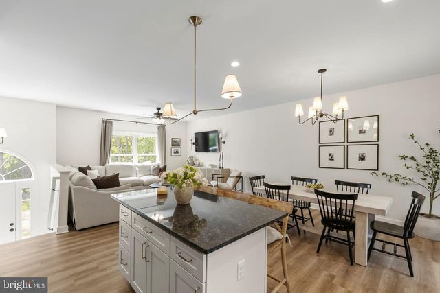 527 GROUSE DR, Winchester, VA 22602