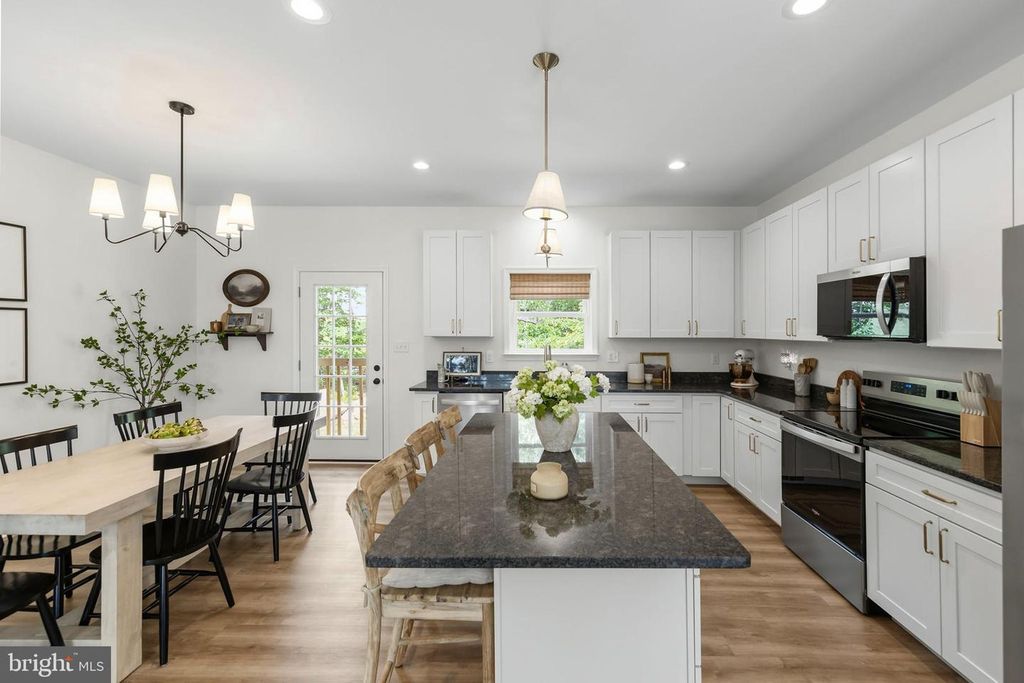 527 GROUSE DR, Winchester, VA 22602