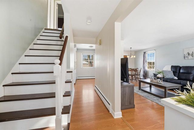 1104 STEAD DRIVE, Menasha, WI 54952