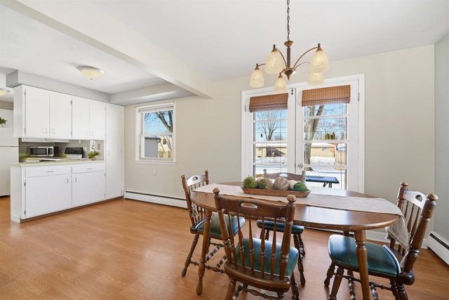 1104 STEAD DRIVE, Menasha, WI 54952