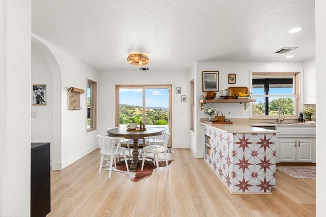7051 Chaparral Dr, Shingle Springs, CA 95682