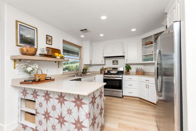 7051 Chaparral Dr, Shingle Springs, CA 95682
