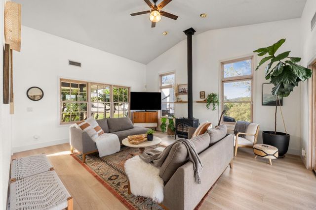 7051 Chaparral Dr, Shingle Springs, CA 95682