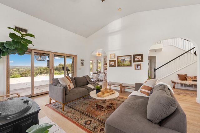 7051 Chaparral Dr, Shingle Springs, CA 95682