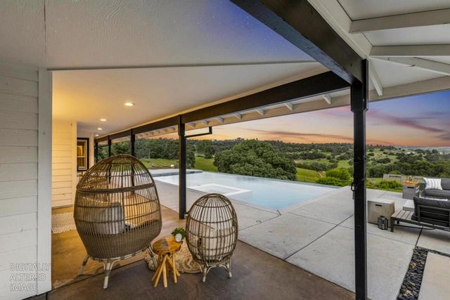 7051 Chaparral Dr, Shingle Springs, CA 95682