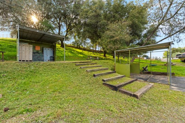 7051 Chaparral Dr, Shingle Springs, CA 95682