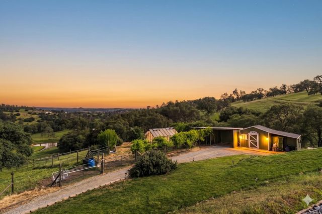 7051 Chaparral Dr, Shingle Springs, CA 95682