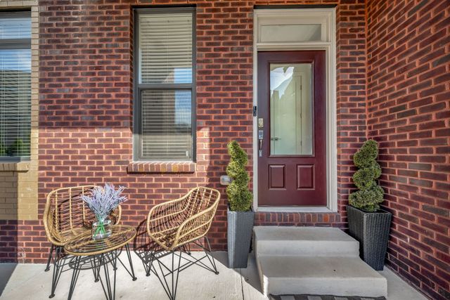 1612 Marshall Hollow Dr, Nashville, TN 37203