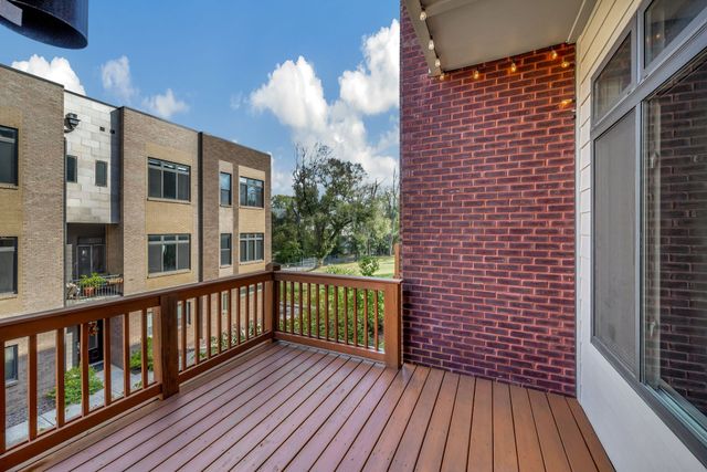 1612 Marshall Hollow Dr, Nashville, TN 37203