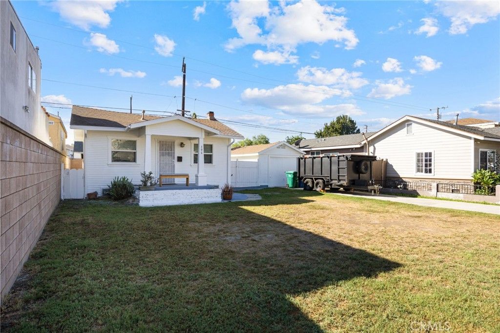 196 E Del Amo Boulevard, Long Beach, CA 90805 — exterior