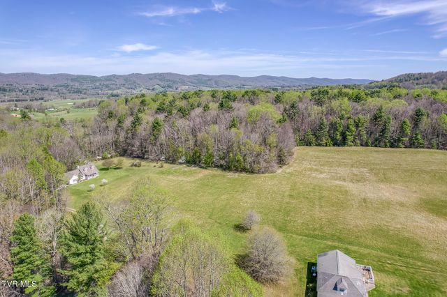 1650 Sluder Road, Shady Valley, TN 37688