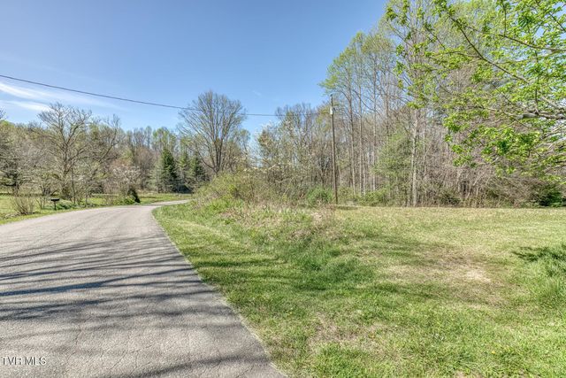 1650 Sluder Road, Shady Valley, TN 37688