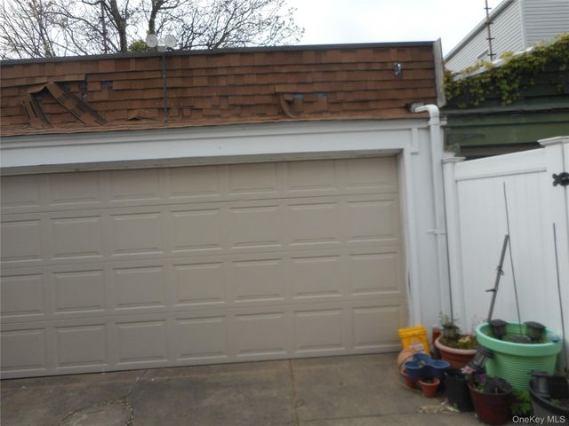 8913 Avenue M, Brooklyn, NY 11236