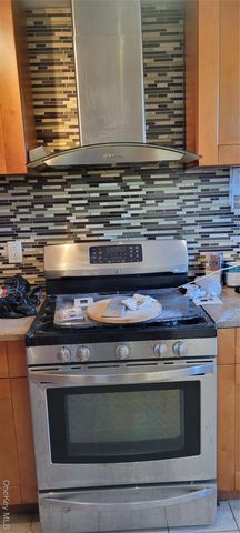 8913 Avenue M, Brooklyn, NY 11236