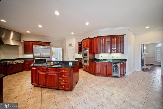 505 POND VIEW, Hunt Valley, MD 21030