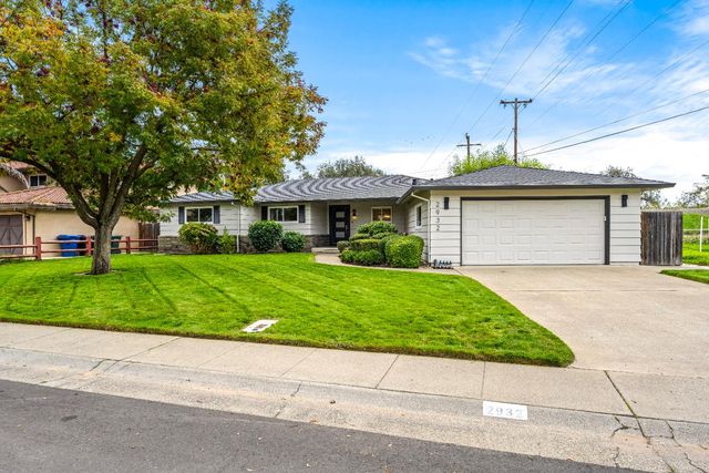 2932 Kadema Dr, Sacramento, CA 95864