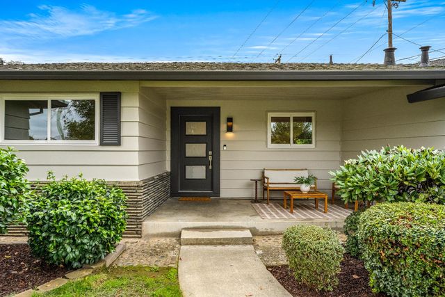 2932 Kadema Dr, Sacramento, CA 95864