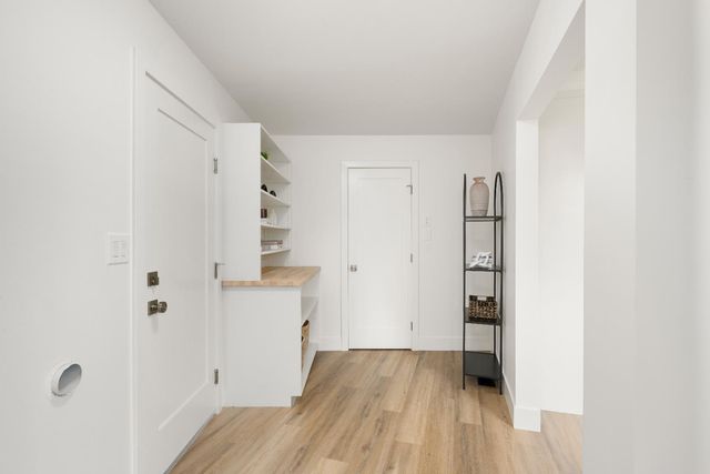 2932 Kadema Dr, Sacramento, CA 95864