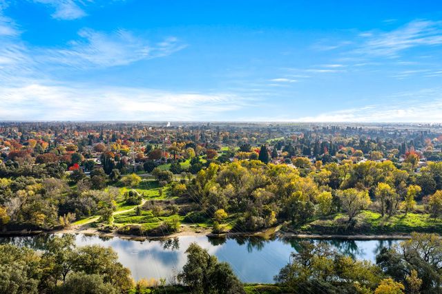 2932 Kadema Dr, Sacramento, CA 95864