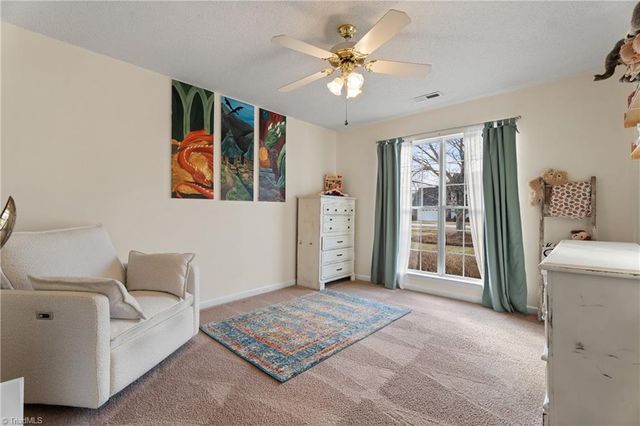 6120 Hickory Creek Road, Winston-salem, NC 27107