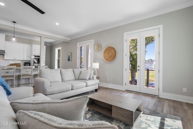 567 Maria Avenue, Gulfport, MS 39501