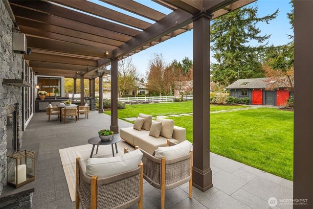 6424 126th Avenue NE, Kirkland, WA 98033