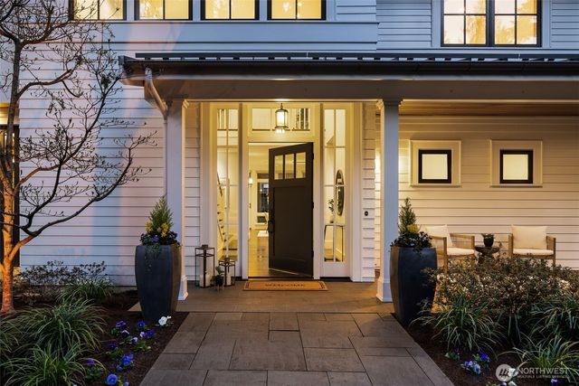 6424 126th Avenue NE, Kirkland, WA 98033