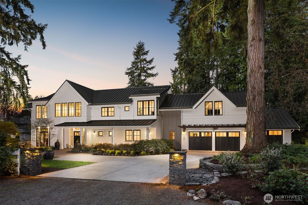 6424 126th Avenue NE, Kirkland, WA 98033