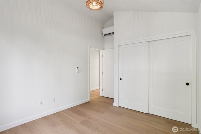 13748 Stone Avenue N, Seattle, WA 98133