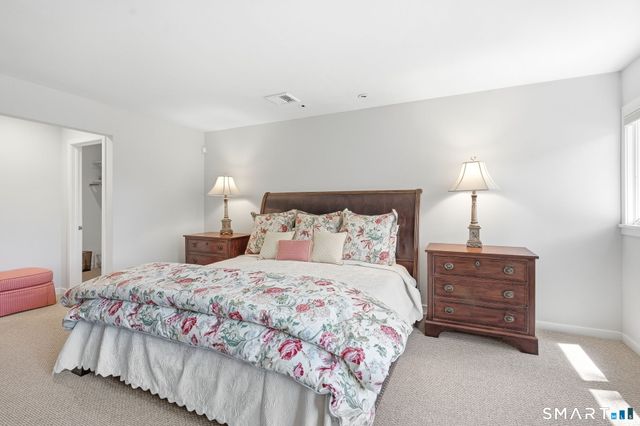 109 Field Point Drive 109, Fairfield, CT 06824